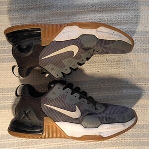 Nike Men's Sneakers in Black and Brown